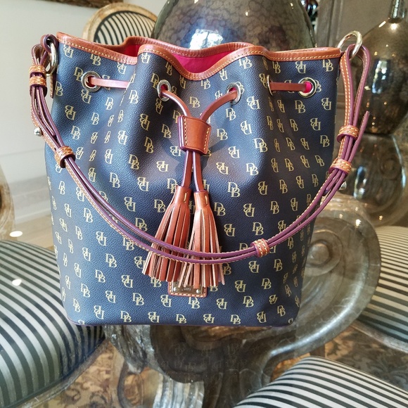 Dooney & Bourke Handbags - Dooney & Bourke Gretta